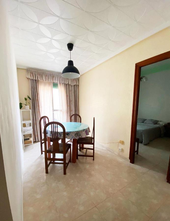 La Malvarrosa Beach Rooms In Shared Apartment Βαλένθια Εξωτερικό φωτογραφία