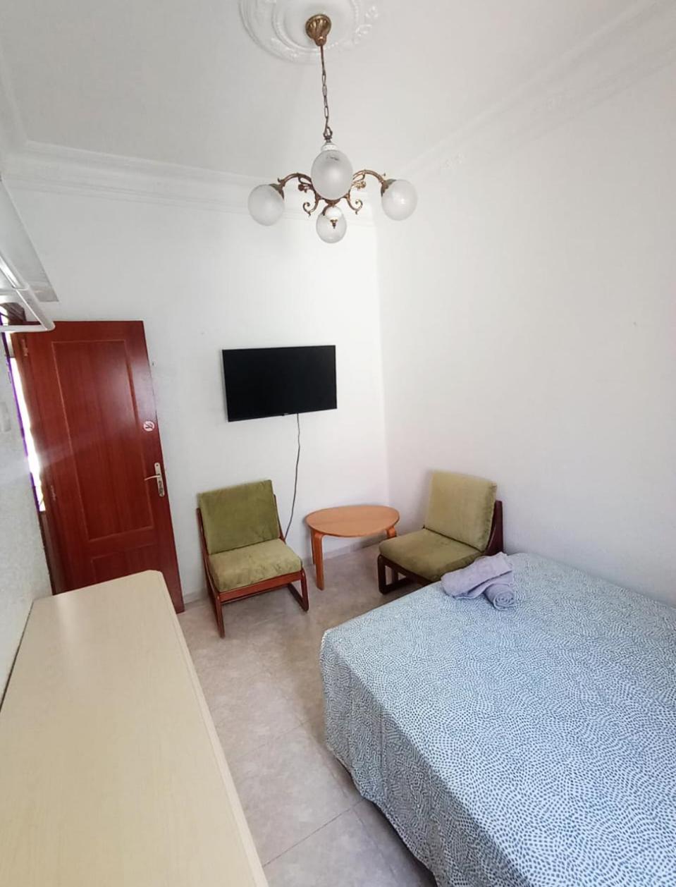 La Malvarrosa Beach Rooms In Shared Apartment Βαλένθια Εξωτερικό φωτογραφία